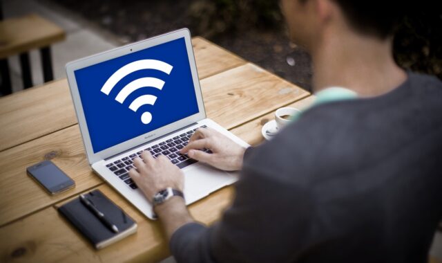 computer, business, wifi, information, internet, data, law, security, access, controller, secure, safety, protect, communication, laptop, macbook, wifi, wifi, wifi, wifi, wifi