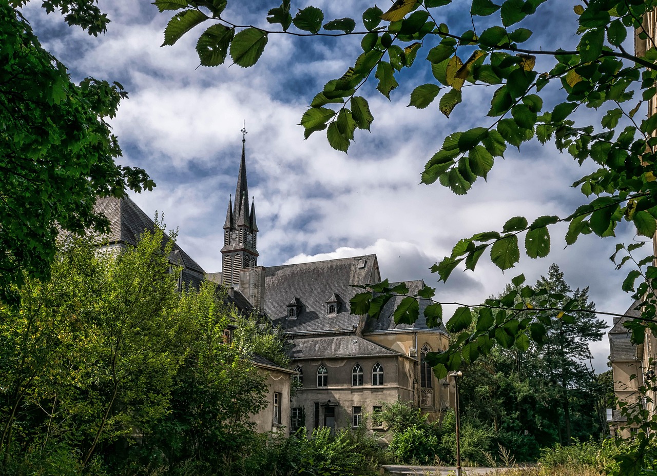 lost places, abandoned, expired, pforphoto, haunting, to forget, old, school, world war, institution, war, building, architecture, hospital, children's home, maintenance, internat