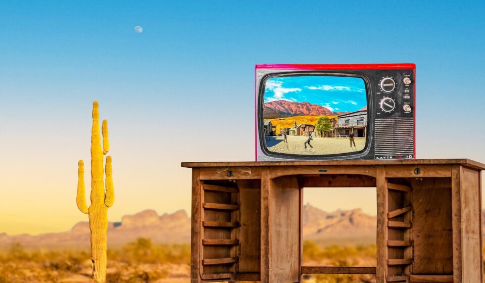 tv, nature, television, cactus, vintage, desert, western planes, mountains, moon, desk, hills