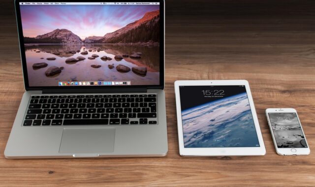 office, freelancer, computer, business, work, laptop, creative, ipad, iphone, macbook, apple inc, notebook, mobile, tablet, workplace, job, coffee, technology, screens, desk, computer, laptop, ipad, ipad, ipad, ipad, ipad, macbook, tablet, tablet, job